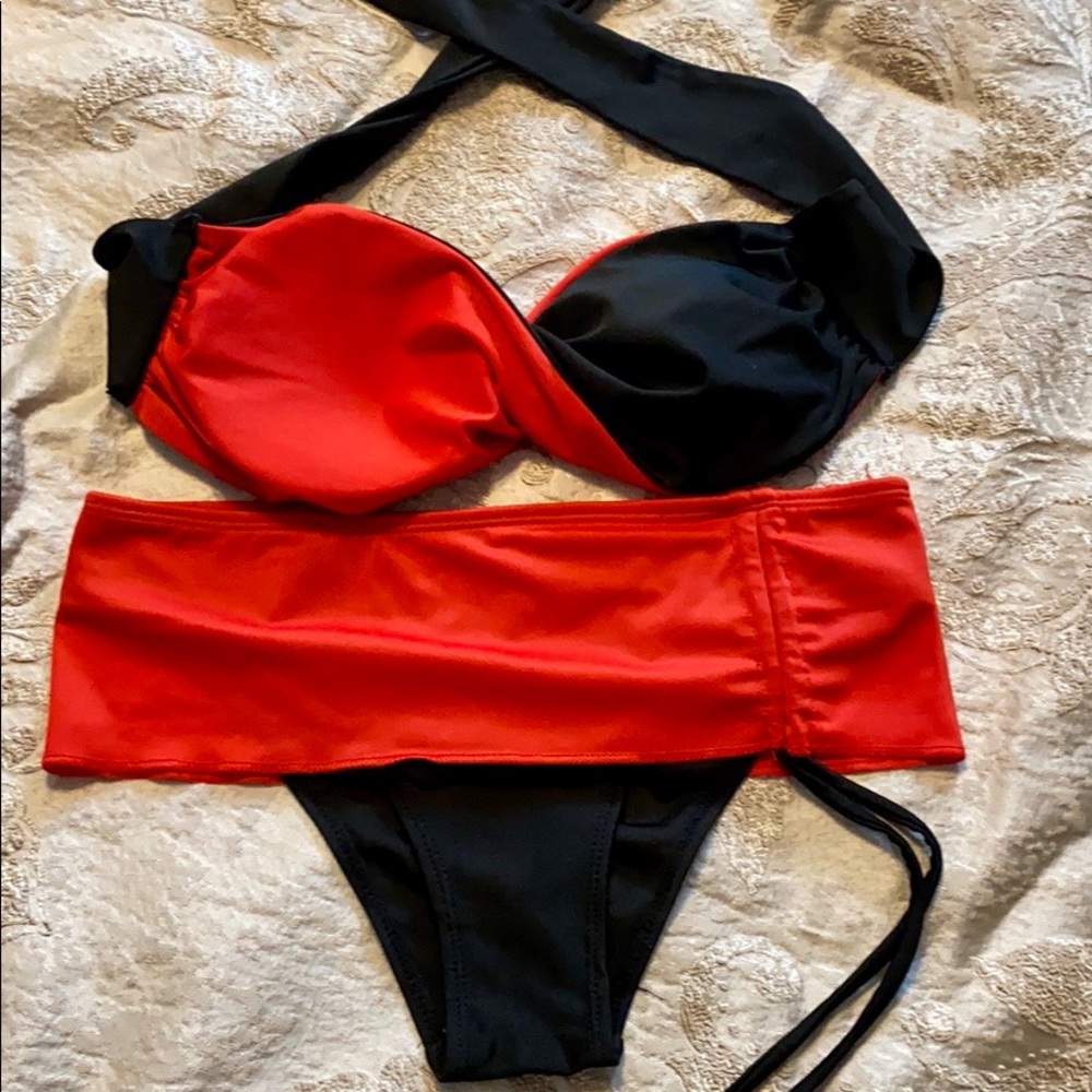 SALE‼️‼️4/$20

*Buy 4 items that are listed on sale! Bundle up and offer 20.